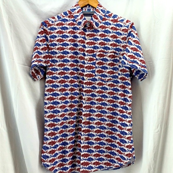 Zipcode Men’s small short sleeve button down shirt NWT red blue fish - Picture 17 of 17